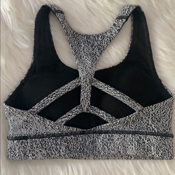 🌟HP 🌟🍋lululemon Circuit Breaker Bra- Like New - Picture 4 of 6